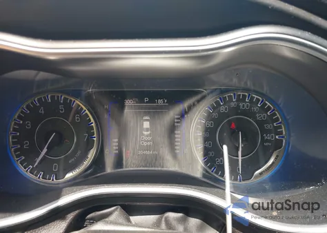 2015 Chrysler 200 Limited z USA, uszkodzony, nr VIN 1C3CCCAG9FN516469